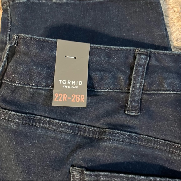 Torrid Trio Fit Skinny Limitless Stretch Jeans Size 22R- 26R NWT - Picture 7 of 11
